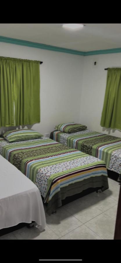 Apartamentos Katy San Andrés エクステリア 写真