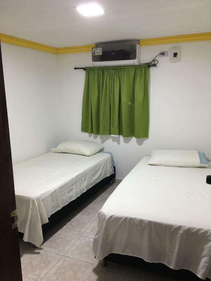 Apartamentos Katy San Andrés エクステリア 写真